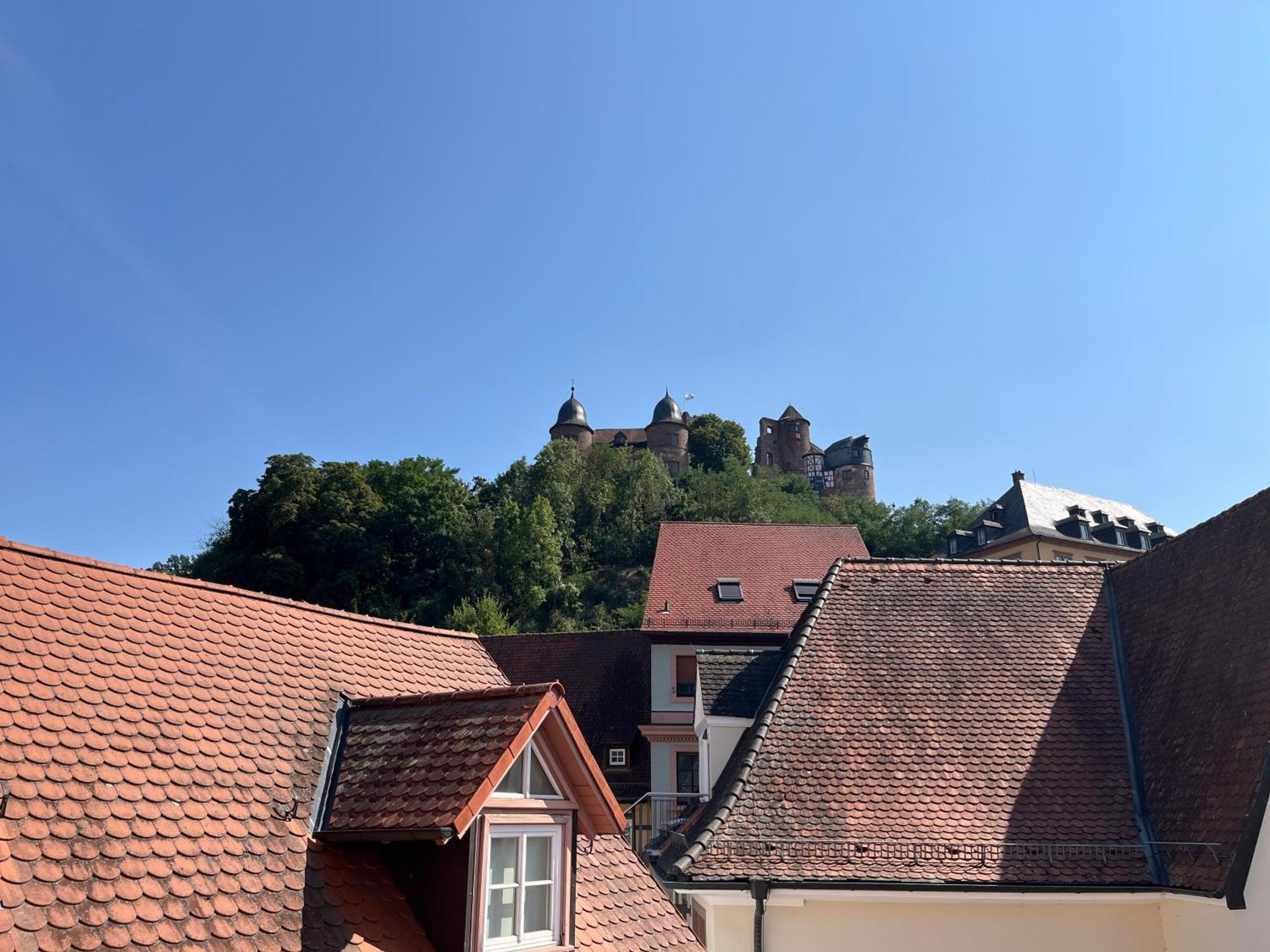 La Flamme Wertheim Garni Bed & Breakfast エクステリア 写真